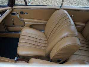 Image 42/50 of Mercedes-Benz 280 SE (1968)