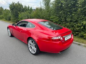 Image 19/49 of Jaguar XKR (2007)