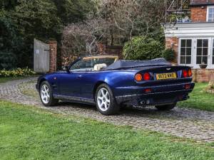 Imagen 29/41 de Aston Martin V8 Volante (1998)