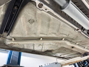 Image 43/92 de Volkswagen Golf Mk II GTD 1.6 (1991)