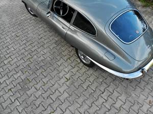 Bild 5/28 von Jaguar E-Type (2+2) (1968)