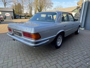 Image 5/22 of Mercedes-Benz 450 SE (1977)