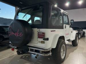 Immagine 8/20 di Jeep Wrangler 4.0 (1991)