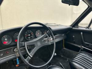 Image 26/46 of Porsche 911 2.2 T (1969)