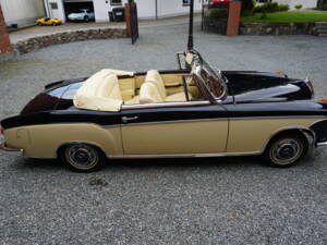 Imagen 2/22 de Mercedes-Benz 220 S Cabriolet (1956)