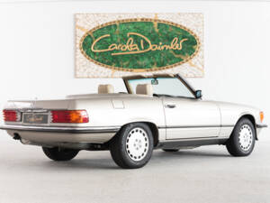 Image 11/47 of Mercedes-Benz 560 SL (1987)