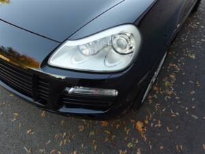 Image 36/100 of Porsche Cayenne GTS (2009)