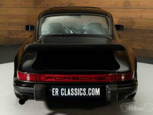 Image 6/18 de Porsche 911 SC 3.0 (1983)