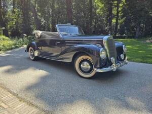 Bild 1/6 von Mercedes-Benz 220 Cabriolet A (1954)