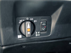 Imagen 39/51 de Mercedes-Benz 190 E 2.5-16 Evolution II (1991)