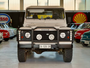 Image 3/17 of Land Rover Defender 90 (1996)