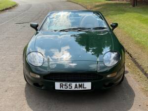 Immagine 4/19 di Aston Martin DB 7 Volante (1998)