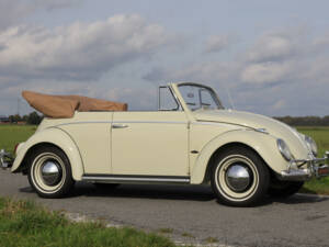 Image 15/50 of Volkswagen Beetle Speedster (1963)