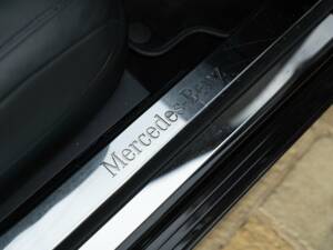 Image 22/50 of Mercedes-Benz S 600 L (2007)