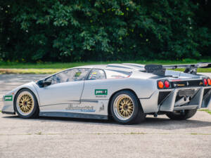 Image 14/63 of Lamborghini Diablo SV-R (1996)