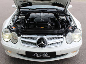 Bild 19/21 von Mercedes-Benz SL 500 (2004)