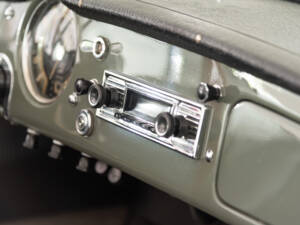 Image 31/38 of Lancia Aurelia B24 Convertibile (1957)