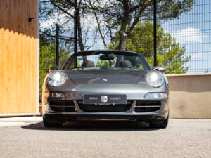 Bild 4/50 von Porsche 911 Carrera 4S (2006)