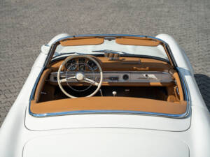 Immagine 21/38 di Mercedes-Benz 300 SL Roadster (1961)