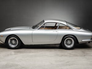 Image 6/22 de Ferrari 250 GT Berlinetta Lusso (1963)