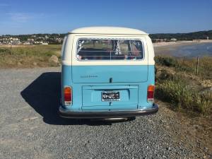 Immagine 5/13 di Volkswagen T2b Camper (1973)