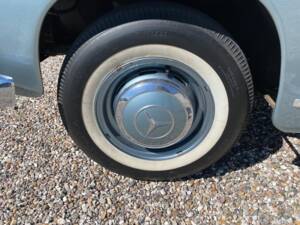 Immagine 18/63 di Mercedes-Benz 190 (1959)