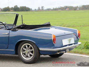 Image 37/44 de Innocenti Spider S (1963)