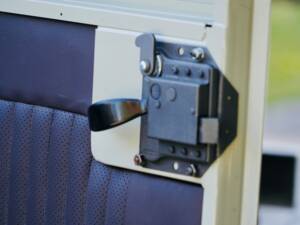Bild 92/100 von Land Rover 88 (1968)