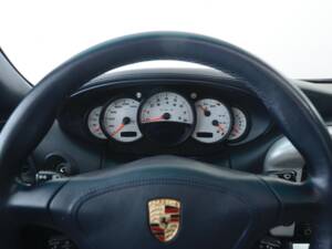 Image 16/20 of Porsche 911 Turbo S (2004)