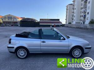 Bild 9/10 von Volkswagen Golf IV Cabrio 1.6 (2000)