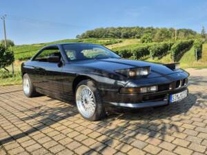 Bild 4/9 von BMW 850i (1990)