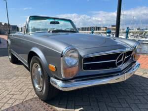 Imagen 1/39 de Mercedes-Benz 280 SL (1971)