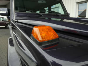 Image 18/23 of Mercedes-Benz 500 GE (1993)
