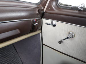 Image 23/37 of Mercedes-Benz 180 Db (1961)