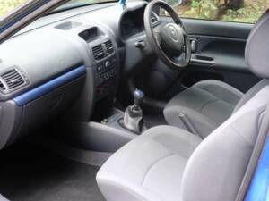 Afbeelding 28/38 van Renault Clio II 2.0 16V Sport (2002)