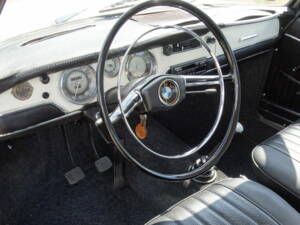 Image 4/6 of BMW 1500 (1963)