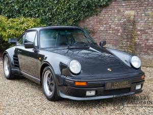 Immagine 25/50 di Porsche 911 Turbo 3.3 (1983)