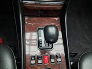 Bild 11/24 von Mercedes-Benz 420 SL (1986)