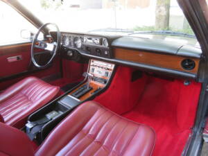 Image 12/19 of FIAT 130 Coupé (1973)