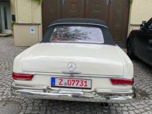 Bild 13/77 von Mercedes-Benz 250 SE (1966)