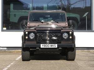 Bild 3/23 von Land Rover Defender 90 Works V8 (2014)