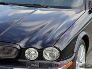 Immagine 44/44 di Jaguar XJ 8 4.2 (2004)