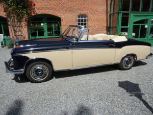 Imagen 1/22 de Mercedes-Benz 220 S Cabriolet (1956)