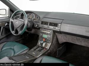 Imagen 6/15 de Mercedes-Benz SL 73 AMG (2000)