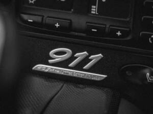 Immagine 8/8 di Porsche 911 Carrera &quot;40 Jahre 911&quot; (2004)