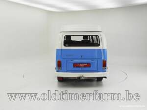 Imagen 7/15 de Volkswagen T2b Kombi (1973)