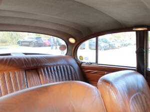 Bild 12/42 von Jaguar 240 (1968)