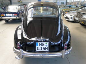 Bild 35/50 von Peugeot 203 C (1955)