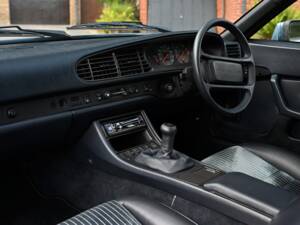 Image 4/23 de Porsche 944 Turbo (1991)