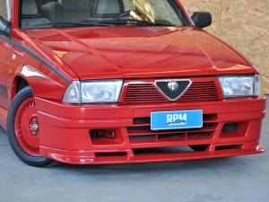 Afbeelding 35/50 van Alfa Romeo 75 1.8 Turbo Evoluzione (1987)